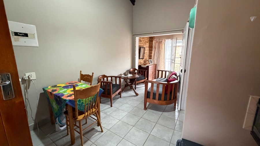 1 Bedroom Property for Sale in Miederpark North West